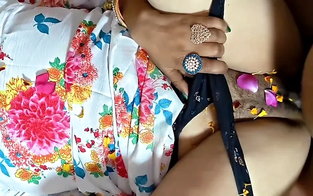 Sistya - sweet desi 18 years old teen babe