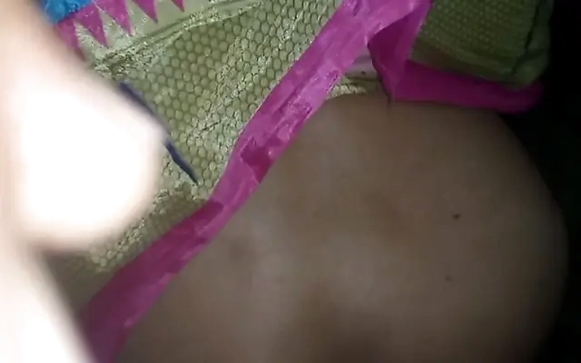 Horny MILF Janet Mason gets her cunt banged by as handsome guy