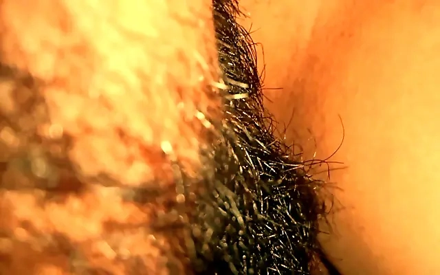 Horny Venezuelan Girl Wants To Fuck, She Twerks On My Dick