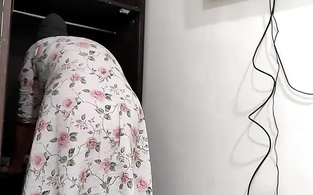 family.com-Stepbrother finally gets enough of his stepsister Eveline Dellais shopping addiction