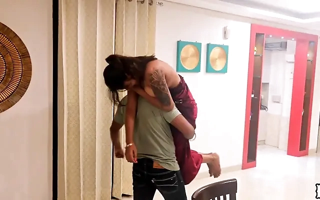 HUGE NATURAL ASS ON JAZZ THE STALLION