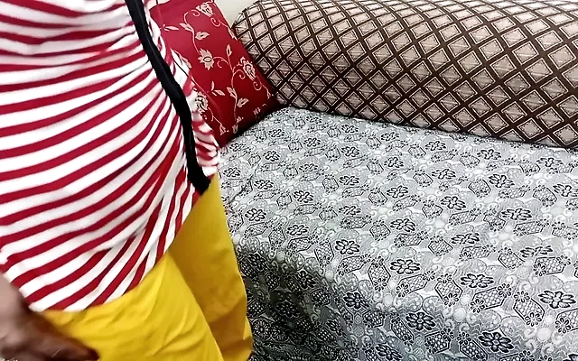 Indian Desi Milf with Big Ass