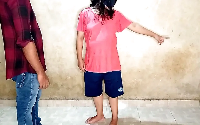 Anal Casero con una Linda Jovencita Mexicana de 18 a&ntilde;os, Sexo Anal de Perrito a Linda Teen Anal