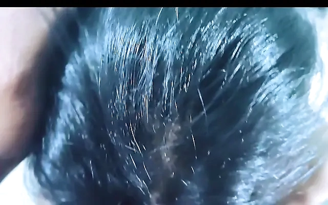 VIDEO REAL de Novinha 18 aninhos filmada durante sess&atilde;o de massagem tantrica dando para o terapeuta