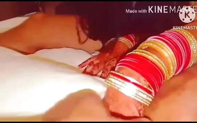 I fuck the technician to get revenge on my husband, I gave him a delicious blowjob