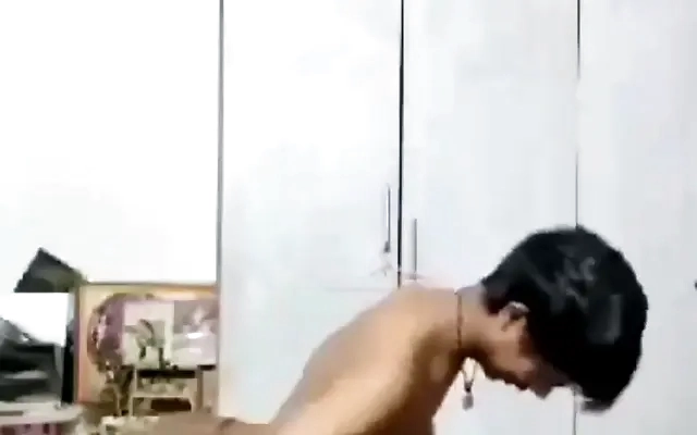 Desi Bengali Teen couple fucking in the shower ROOM