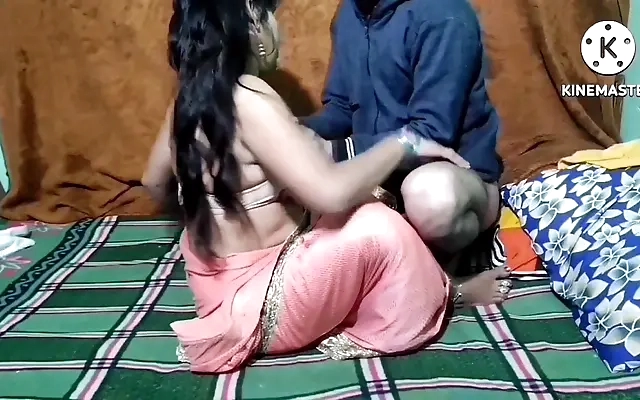 She never does sex with unknown person! wears mask before meet with unknown boy!