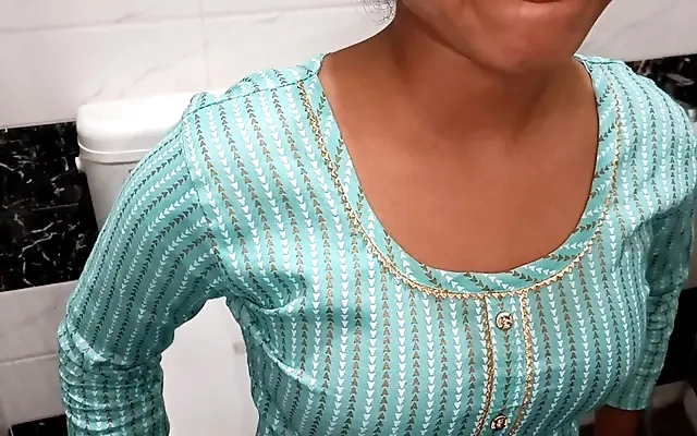 Mohini calls handsome boy for massage