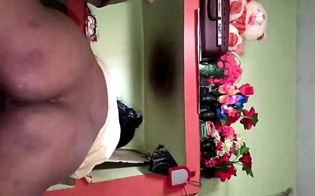 British 18 Year Old Gets Her Cunt Eaten By Older Man