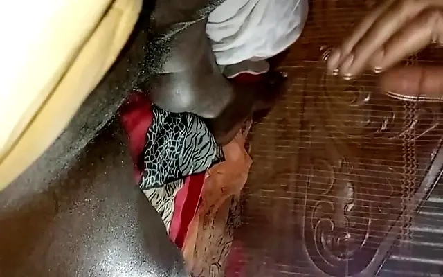Istri Masturbasi melalui panggilan vidio memuaskan selingkuhan
