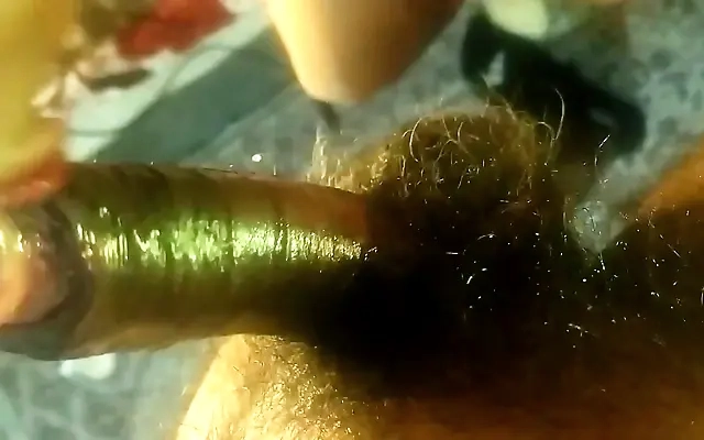Desi house wifes pussy hair cutting husband shave to wife clean shave the hair