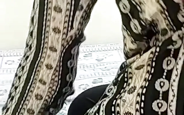 Bangli Real Housewife Fucking Maid at Home Beautiful Housewife Sex with Neighbor step Son-in-low my step mom fucking everything elsewhere and husband Desi Fucking home