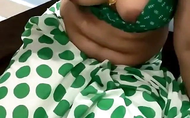 Bigg ass Indian housewife horny for doggy style fuck