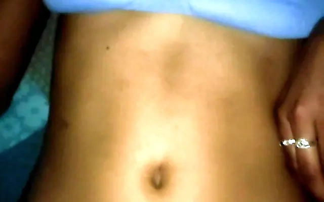 jordar chudai k baad vibrator se chut ka pani nikala.. thirsty hot indian girlfriend