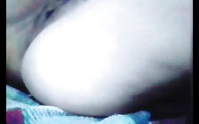 Confianza Rota Entre Amigos por sexo Casual Horny Amateur Con Latina Voluptuosa de 18 a&ntilde;os